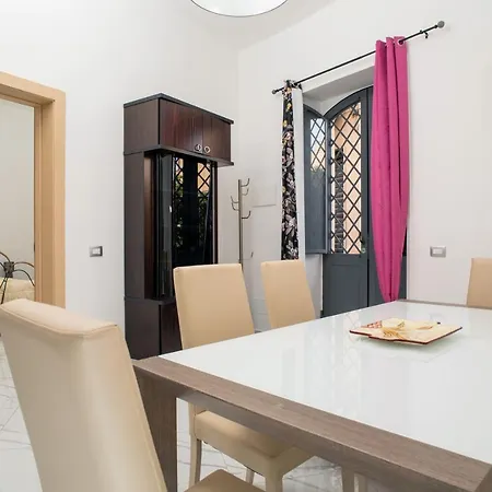 Dom wakacyjny Manuela House